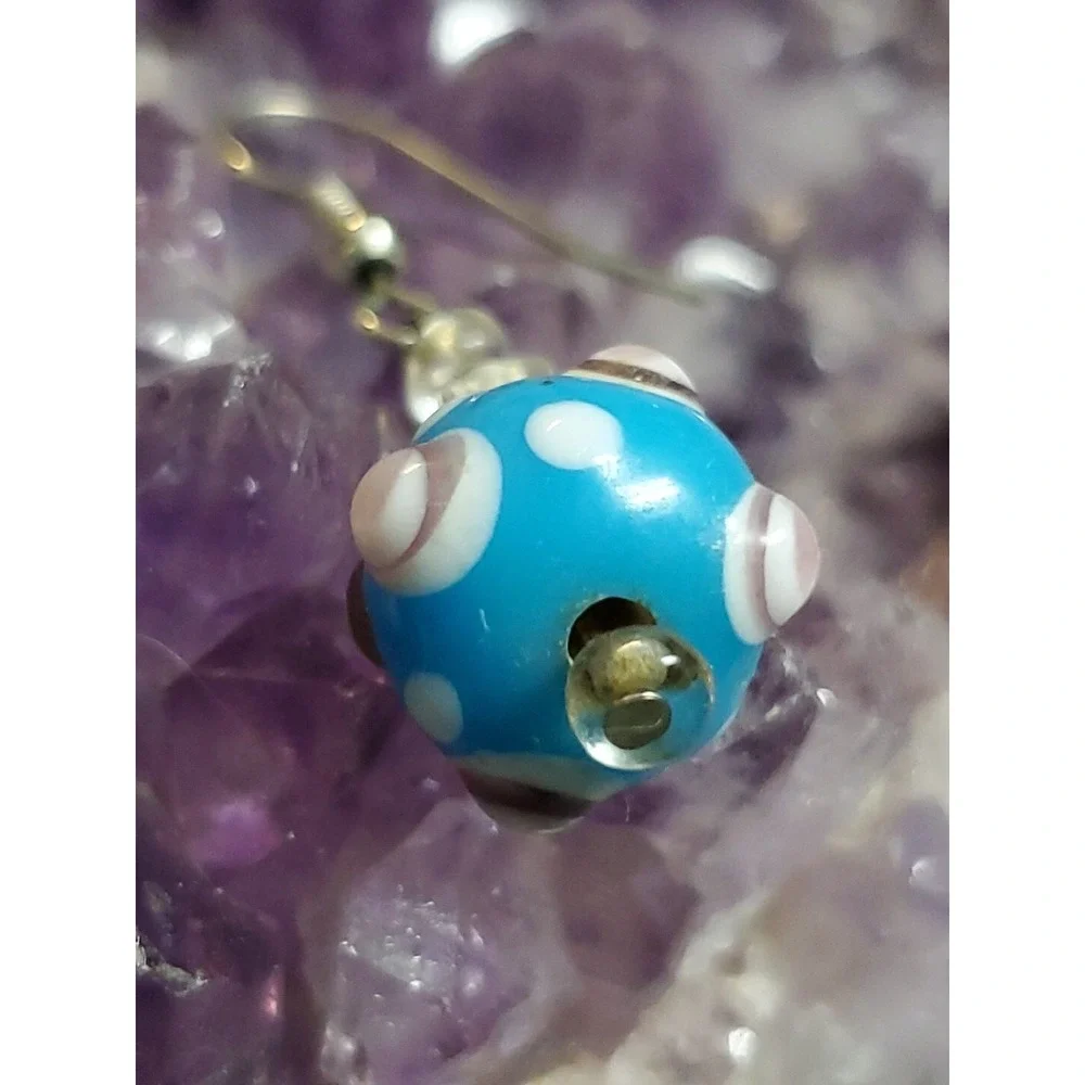 Artisan earring silvertone
